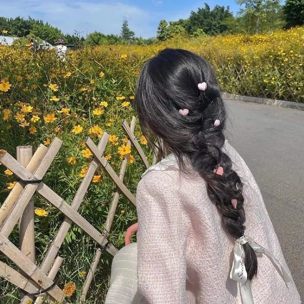 白色,红色与...